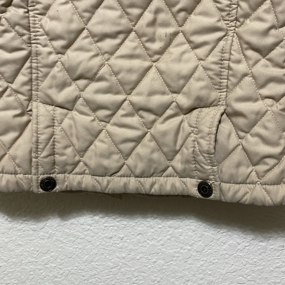 GAP Original Garment Girls Tan Quilted Jacket. Good Condition- Stylish!! Size L. - Picture 7 of 8